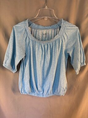 LOFT Petite Short Sleeve Blouse, Blue with White spots Size SP (NwoT)